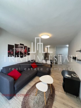 1 chambre Sadiiski, Plovdiv