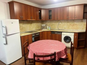 Mais de 3 quartos Hristo Smirnenski, Plovdiv