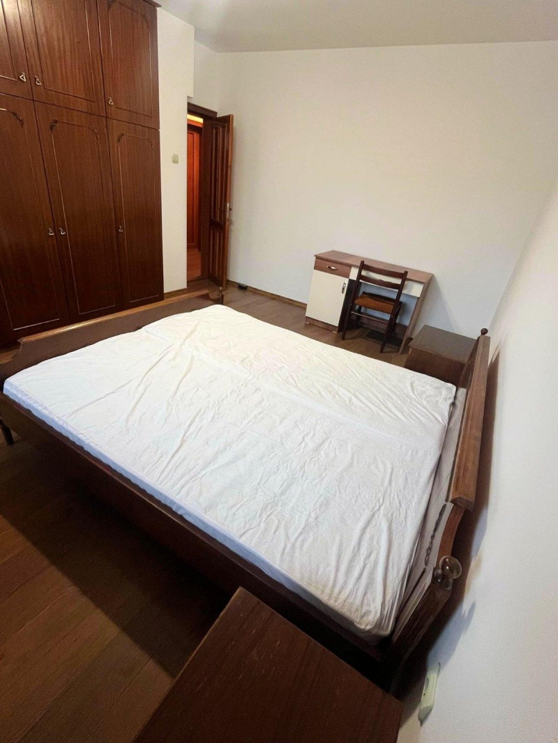 De inchiriat  3+ dormitor Plovdiv , Hristo Smirnensci , 120 mp | 18403847 - imagine [4]