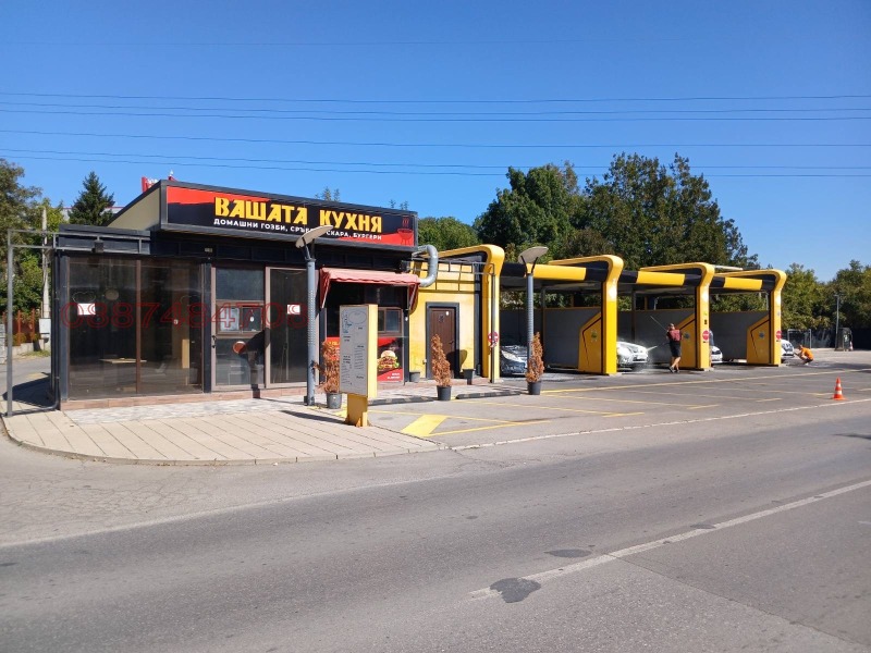 Издаје се  Бар; кафић Софија , Овча купел , 100 м2 | 22895139