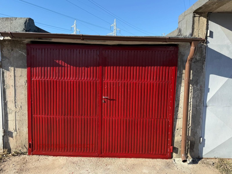 Дава под наем ГАРАЖ, ПАРКОМЯСТО, гр. Русе, Здравец Изток