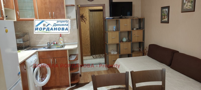 K pronájmu  Studio Ruse , Družba 3 , 40 m2 | 42791021 - obraz [2]