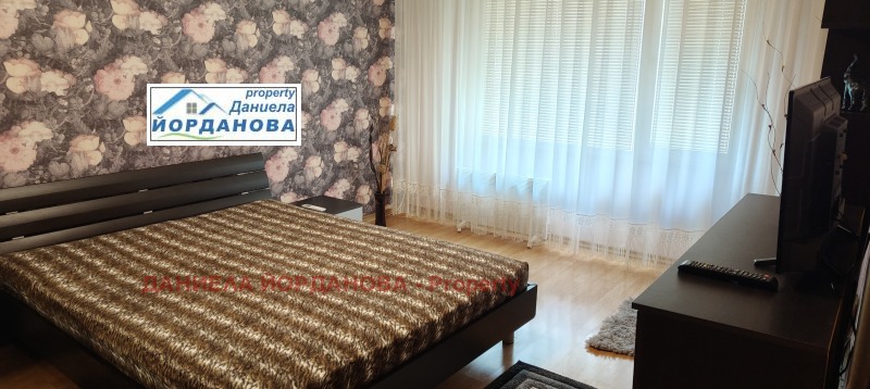 K pronájmu  Studio Ruse , Družba 3 , 40 m2 | 42791021 - obraz [5]