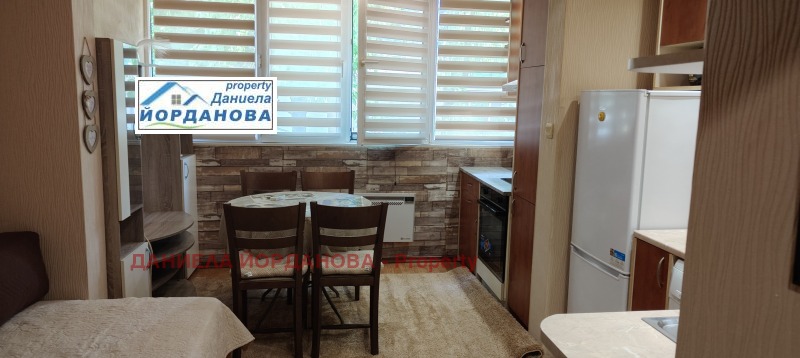 K pronájmu  Studio Ruse , Družba 3 , 40 m2 | 42791021 - obraz [3]