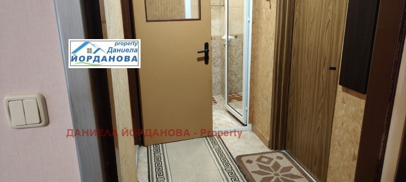 K pronájmu  Studio Ruse , Družba 3 , 40 m2 | 42791021 - obraz [6]
