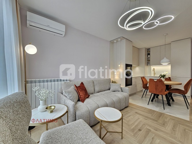 Zu vermieten  2 Schlafzimmer Sofia , Zentar , 105 qm | 93352294