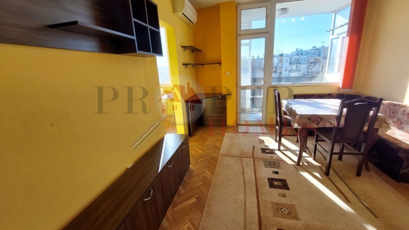 Дава под наем 3-СТАЕН, гр. Велико Търново, Бузлуджа, снимка 2 - Апартаменти - 53045449