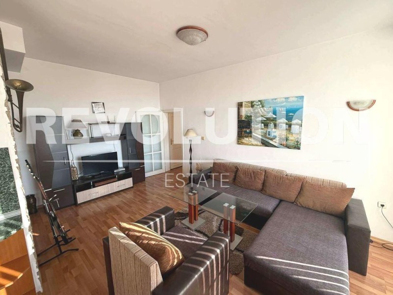 Дава под наем 3-СТАЕН, гр. Варна, Лятно кино Тракия