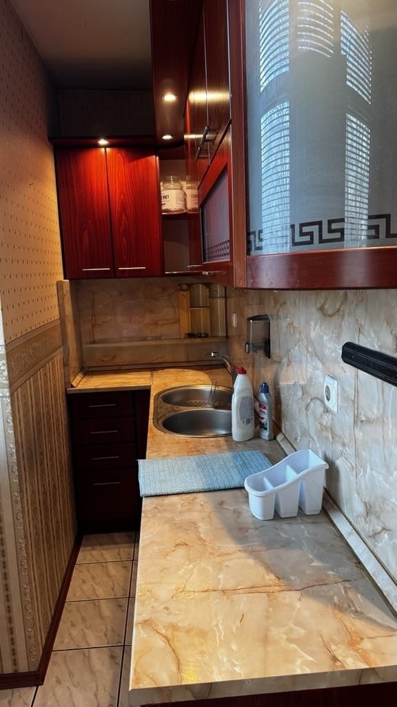 Дава под наем 3-СТАЕН, гр. Пловдив, Кършияка, снимка 3 - Апартаменти - 52335164