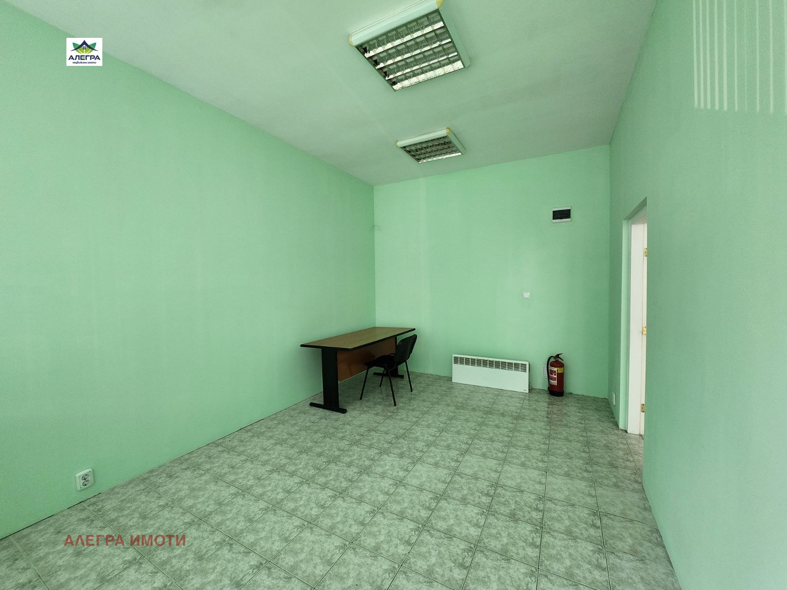 Дава под наем ОФИС, гр. Пазарджик, Център, снимка 4 - Офиси - 53775763