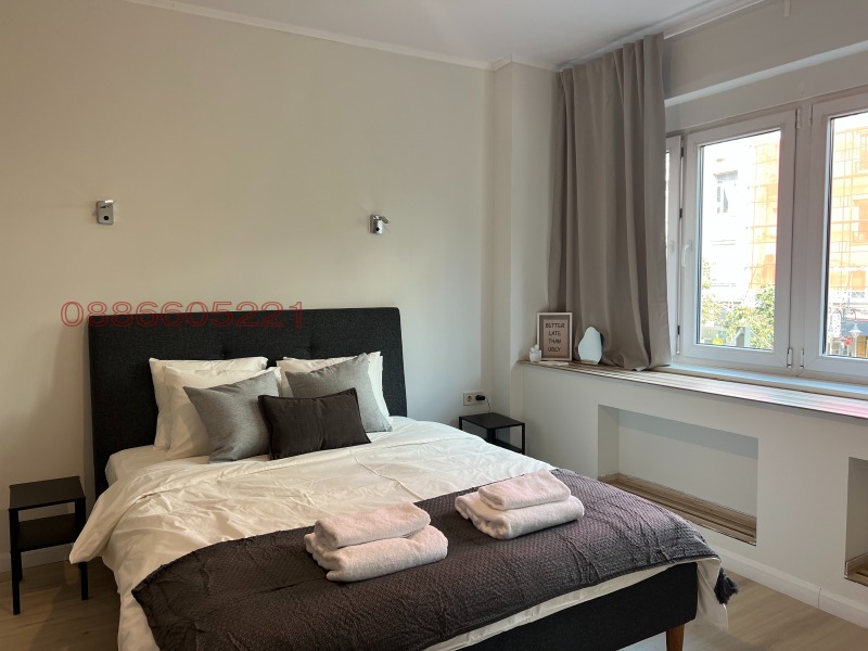 Дава под наем 3-СТАЕН, гр. София, Център, снимка 2 - Апартаменти - 53275266