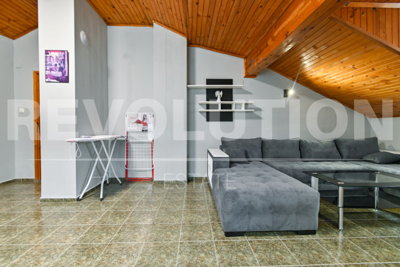 Do wynajęcia  Piętro domu Sofia , Dragalewci , 80 mkw | 66221563 - obraz [3]