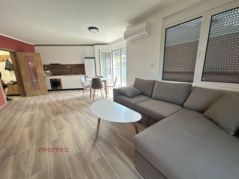 Дава под Наем 3-СТАЕН в град Пловдив, Христо Смирненски - 110 кв.м / 750 € » 1 466.87 лв., ПРОГРЕС