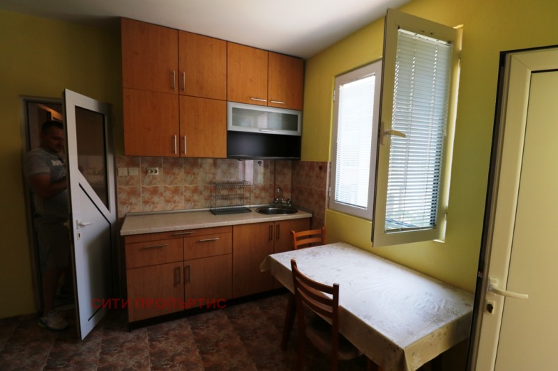 De inchiriat  1 dormitor Blagoevgrad , Șiroc țentâr , 50 mp | 24790838 - imagine [2]