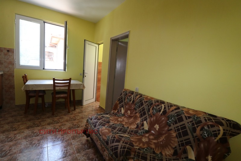 De inchiriat  1 dormitor Blagoevgrad , Șiroc țentâr , 50 mp | 24790838 - imagine [3]