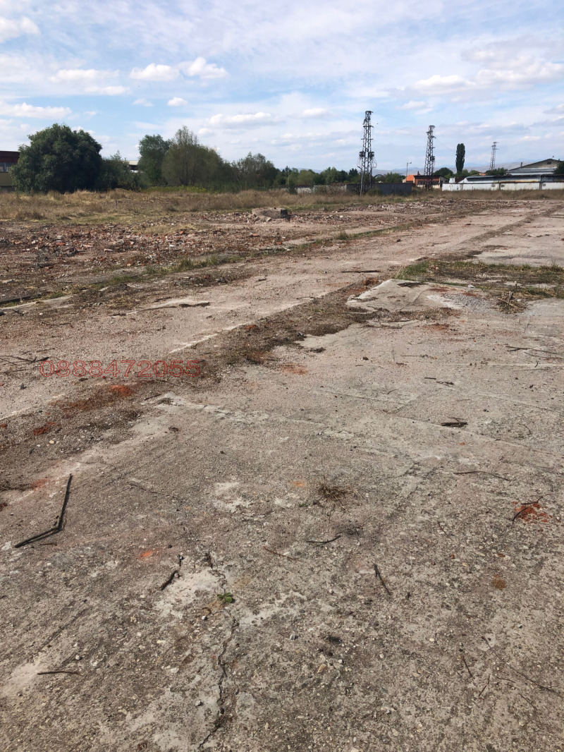 Дава под наем МЯСТО, с. Пролеша, област София област, снимка 8 - Парцели - 52785589