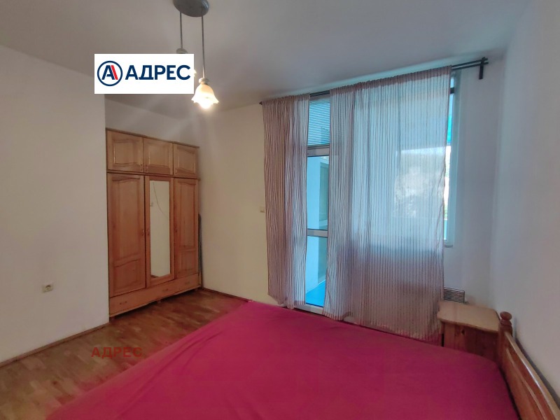 Te huur  2 slaapkamers Varna , ZjP Gara , 140 m² | 72382868 - afbeelding [13]