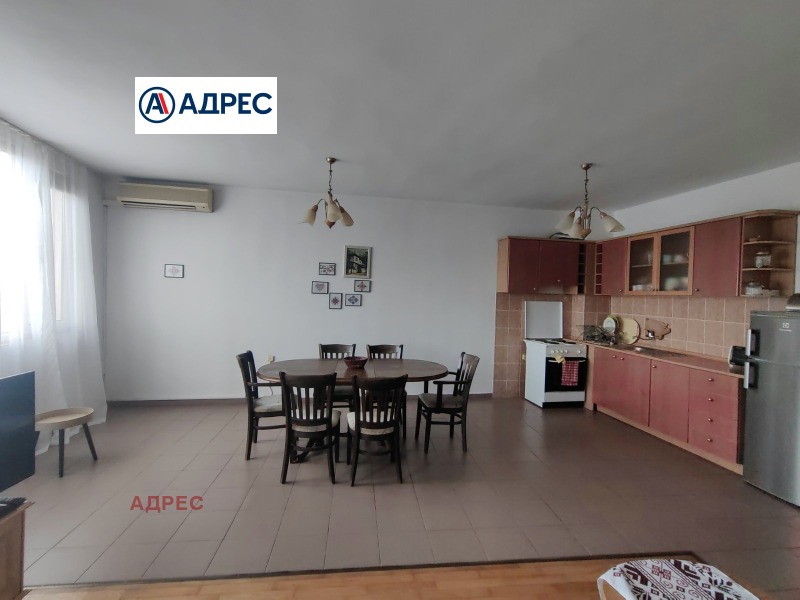 Te huur  2 slaapkamers Varna , ZjP Gara , 140 m² | 72382868 - afbeelding [2]