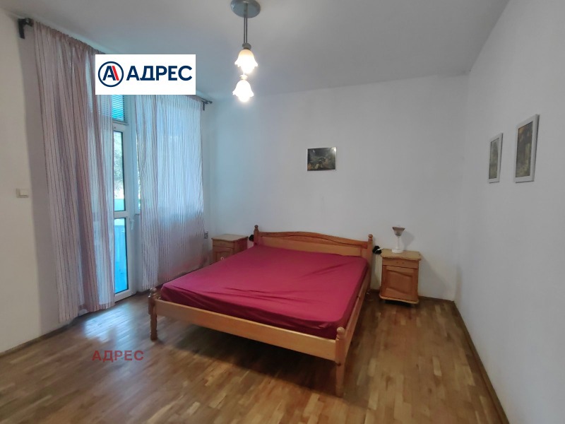 Te huur  2 slaapkamers Varna , ZjP Gara , 140 m² | 72382868 - afbeelding [14]