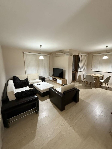 Дава под наем 3-СТАЕН, гр. Пловдив, Център