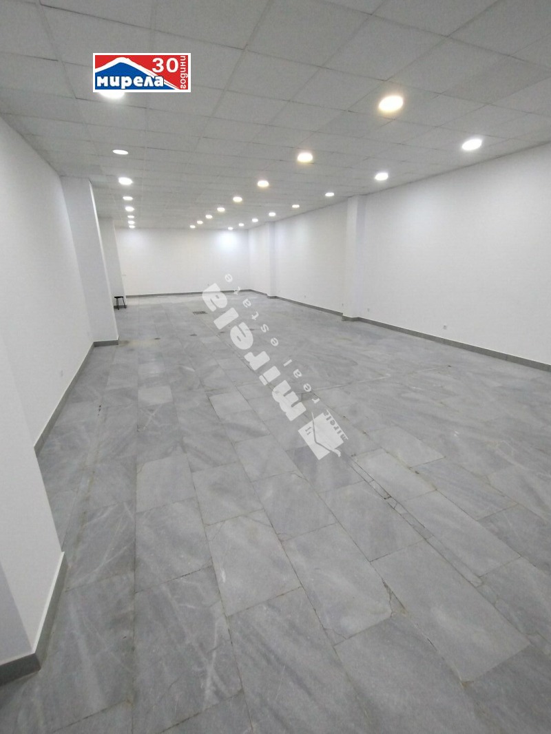 Til leje  Butik Veliko Tarnovo , Buzludzha , 210 kvm | 42742622 - billede [2]