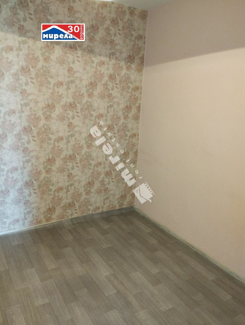 Til leje  Butik Veliko Tarnovo , Buzludzha , 210 kvm | 42742622 - billede [4]