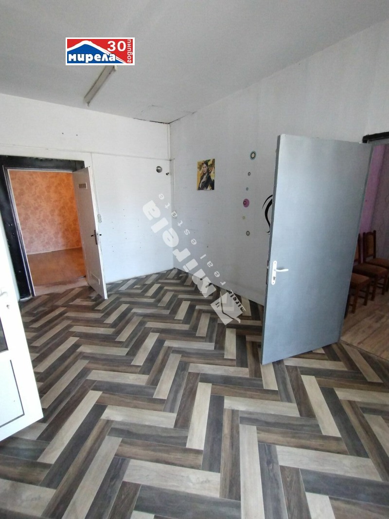 Til leje  Butik Veliko Tarnovo , Buzludzha , 210 kvm | 42742622 - billede [7]