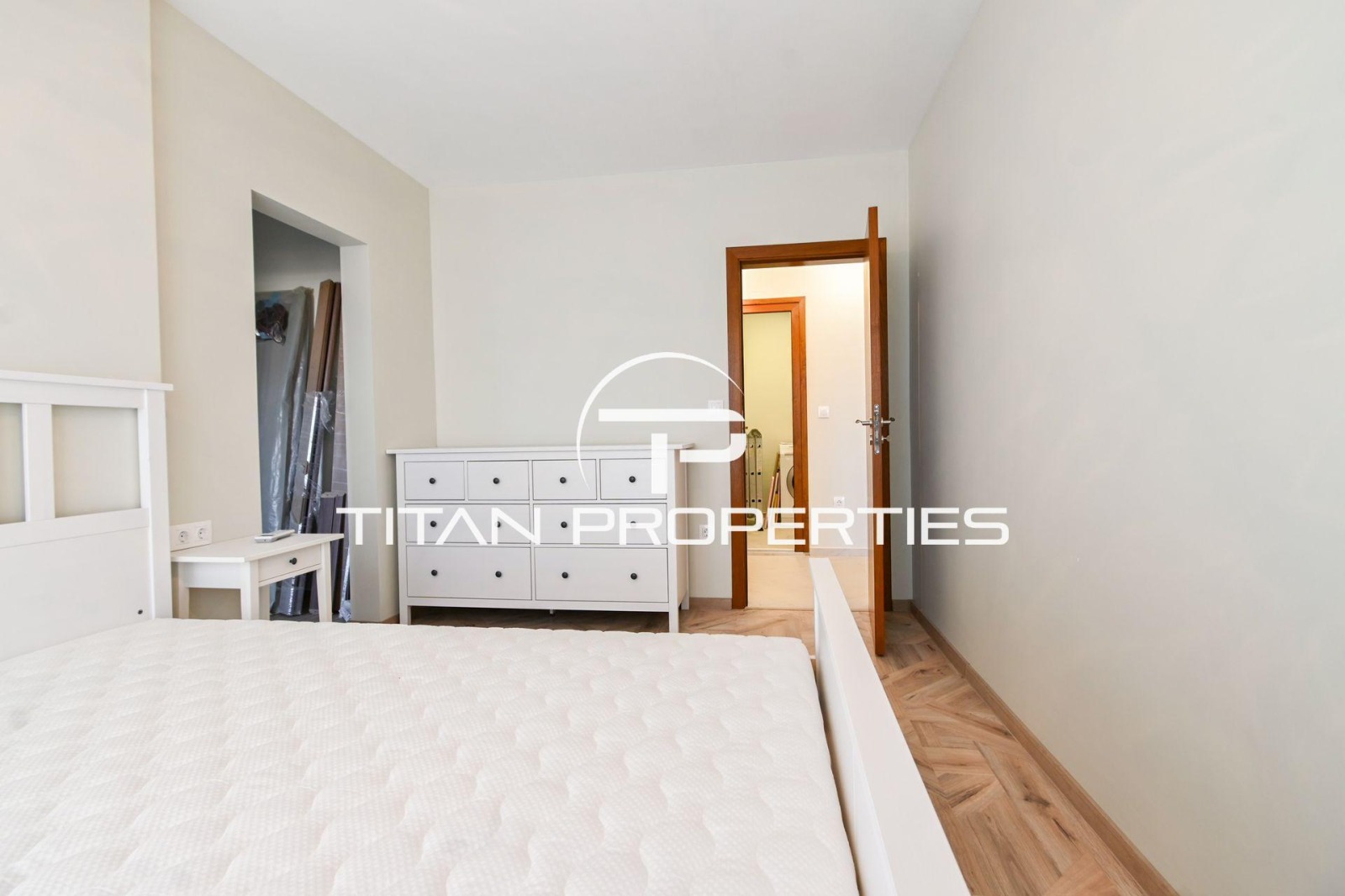 Дава под наем 3-СТАЕН, гр. София, Витоша, снимка 6 - Апартаменти - 53717104