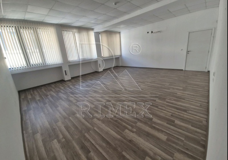 K pronájmu  Kancelář Plovdiv , Industrialna zona - Jug , 44 m2 | 15444775 - obraz [2]