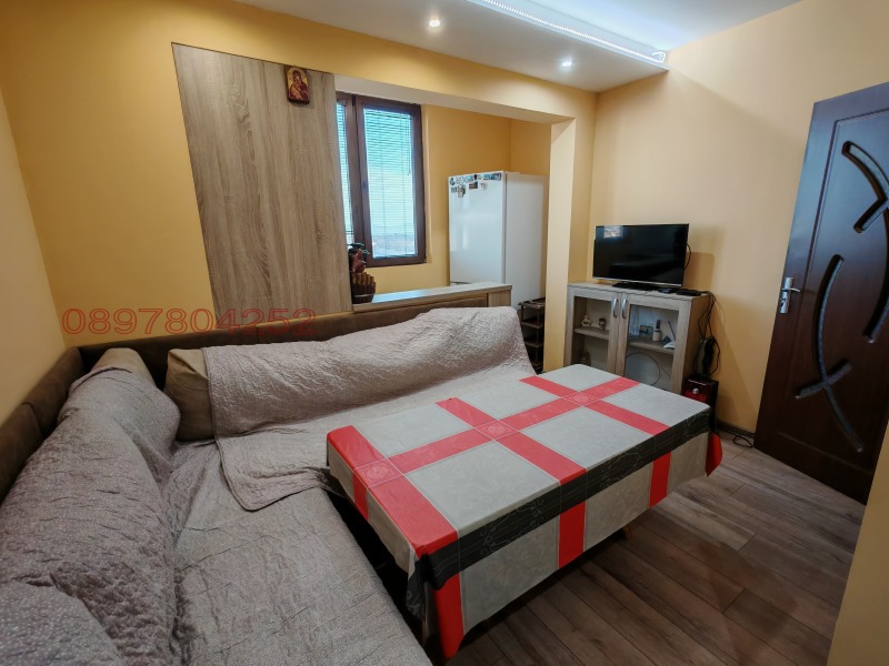 Дава под наем 2-СТАЕН, гр. Пазарджик, Руски, снимка 12 - Апартаменти - 52873635