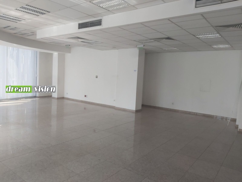 Под наем МАГАЗИН, град София, Център • 2200 € / 4302.83 лв. • 44890847 1