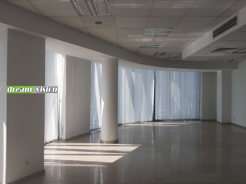 Дава под наем МАГАЗИН, гр. София, Център, снимка 2 - Магазини - 52388897