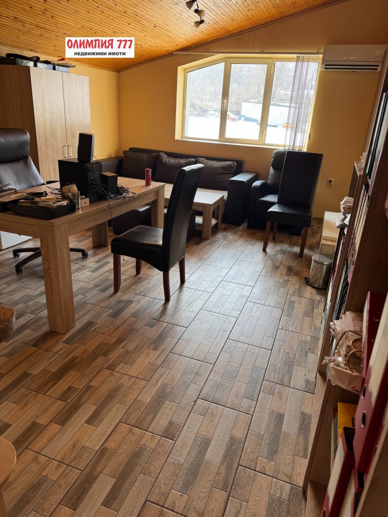 Дава под наем БИЗНЕС ИМОТ, гр. Плевен, Широк център, снимка 6 - Други - 49310929