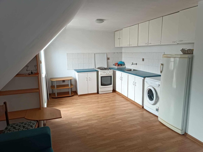 A louer  1 chambre Plovdiv , Kyutchouk Parij , 57 m² | 40564836