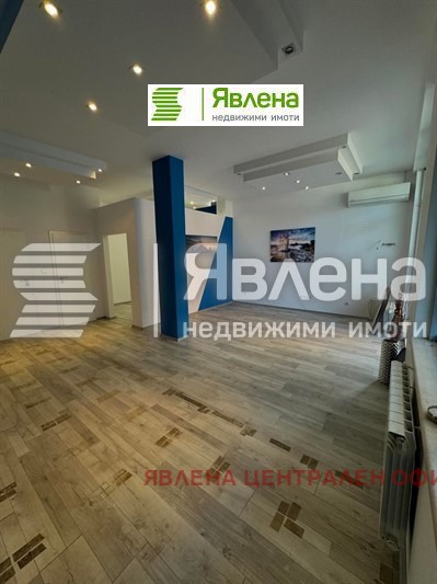 A louer  Bureau Sofia , Vitocha , 54 m² | 63152280