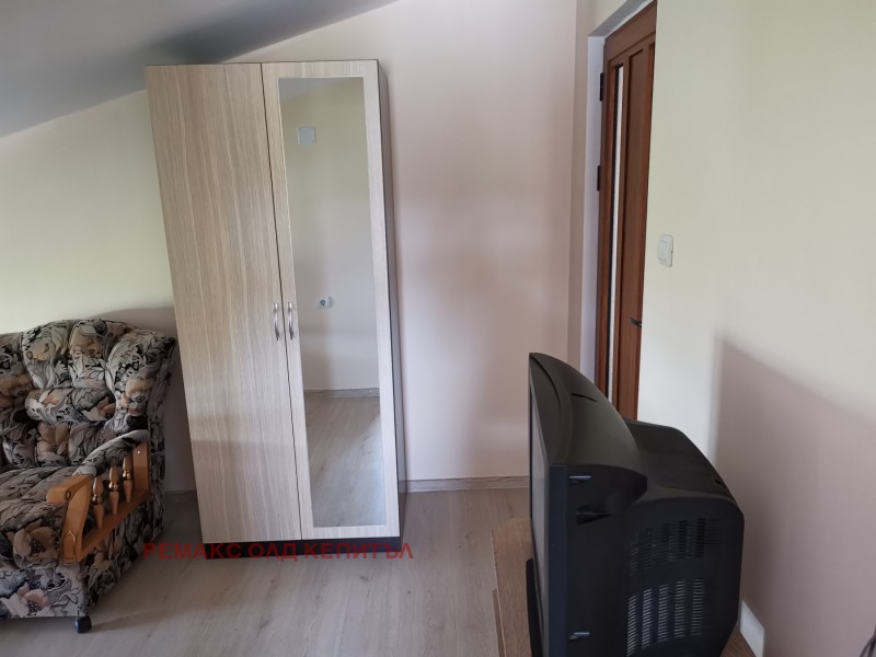 Дава под наем  Ателие, таван град Велико Търново , Зона Б , 30 кв.м | 32997229 - изображение [6]