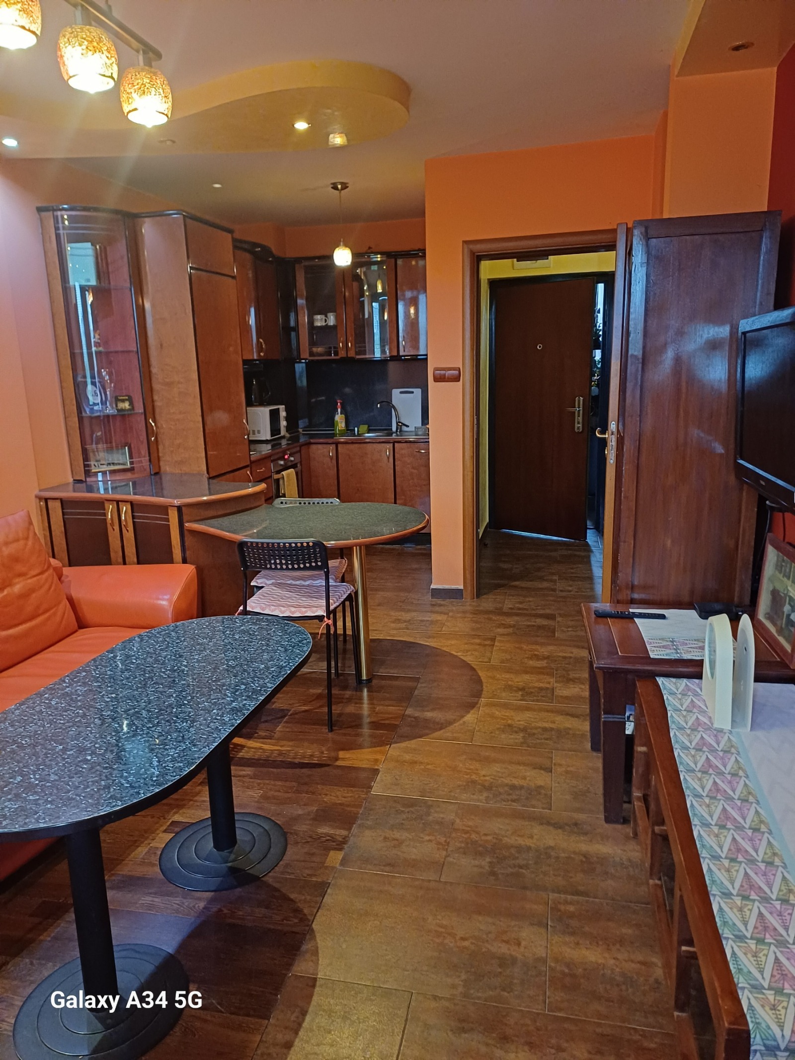 Дава под наем 2-СТАЕН, гр. София, Младост 1