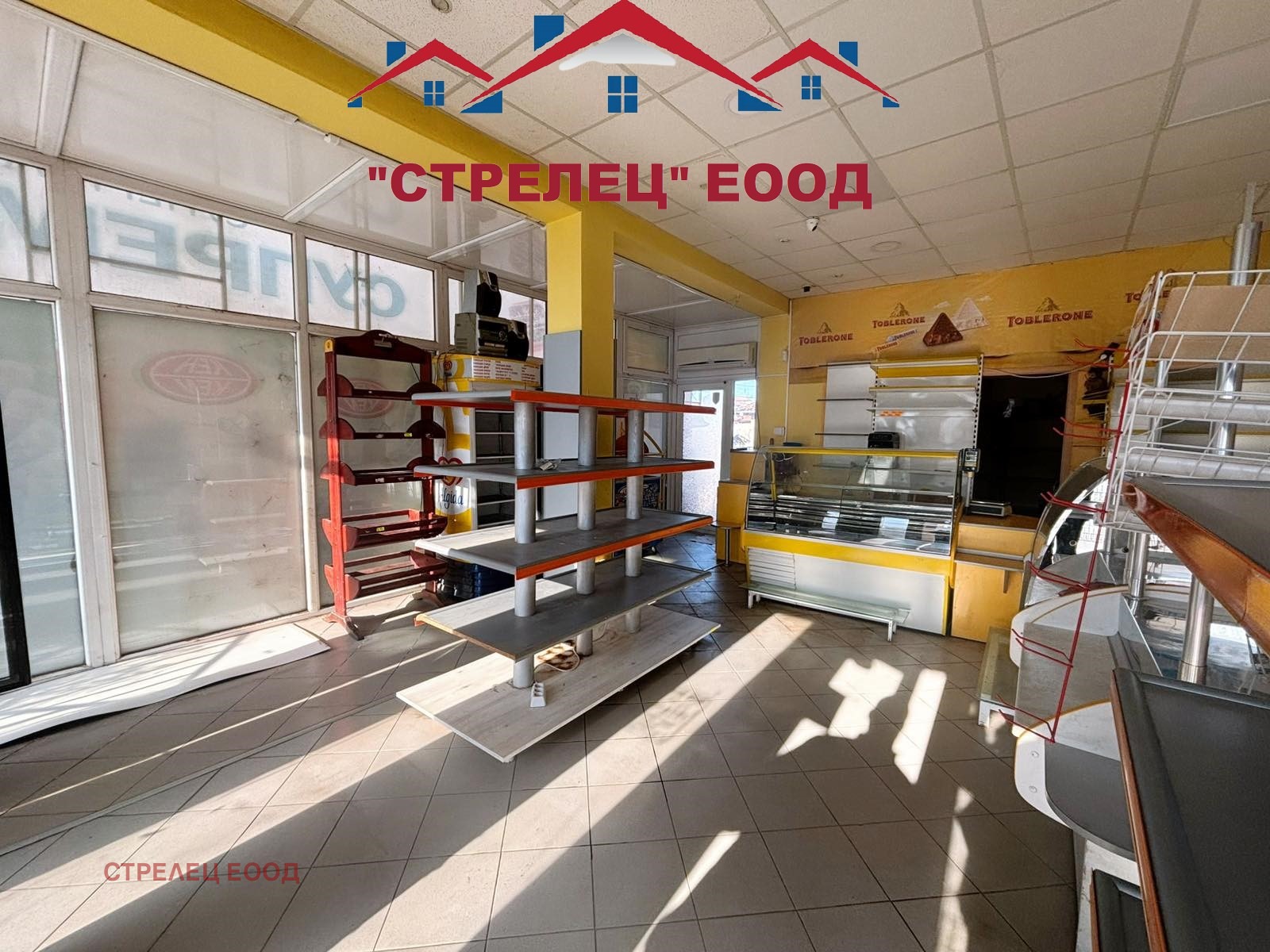 Дава под наем МАГАЗИН, гр. Добрич, Христо Ботев, снимка 2 - Магазини - 54752356