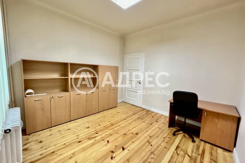 Дава под наем  Офис град София , Център , 115 кв.м | 34336960 - изображение [4]