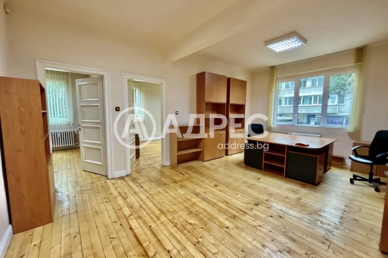 Дава под наем  Офис град София , Център , 115 кв.м | 34336960
