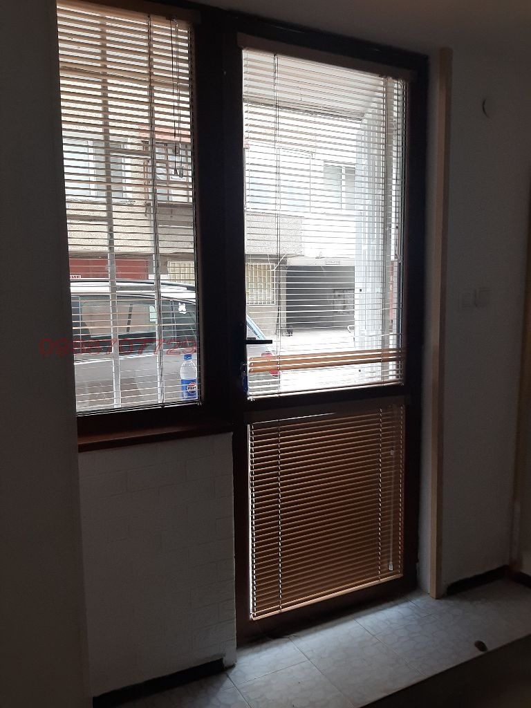 Дава под наем ОФИС, гр. Варна, Лятно кино Тракия, снимка 12 - Офиси - 52779387