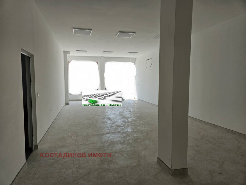 Zu vermieten  Geschäft Plowdiw , Juschen , 90 qm | 34739657 - Bild [2]