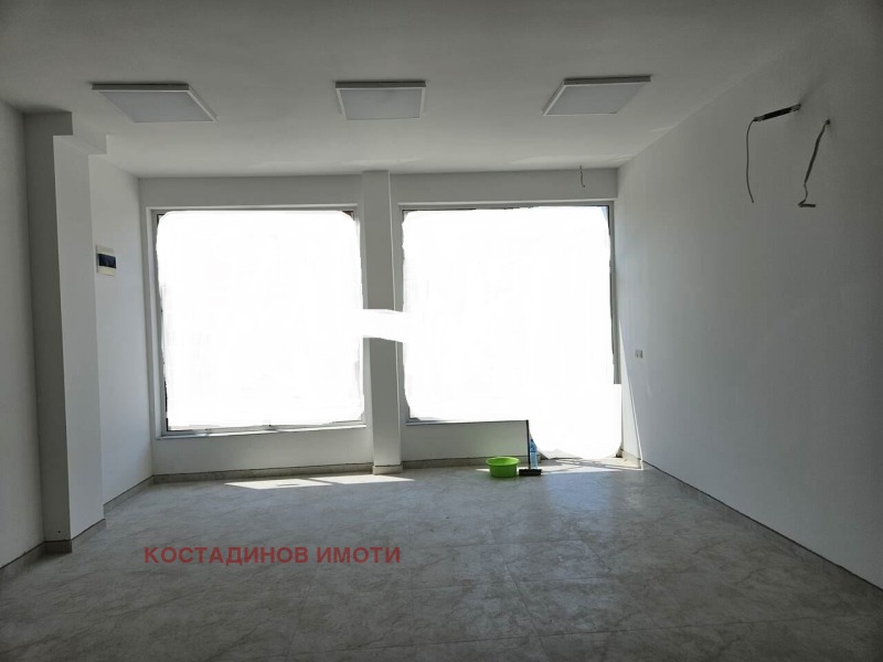 Zu vermieten  Geschäft Plowdiw , Juschen , 90 qm | 34739657 - Bild [3]