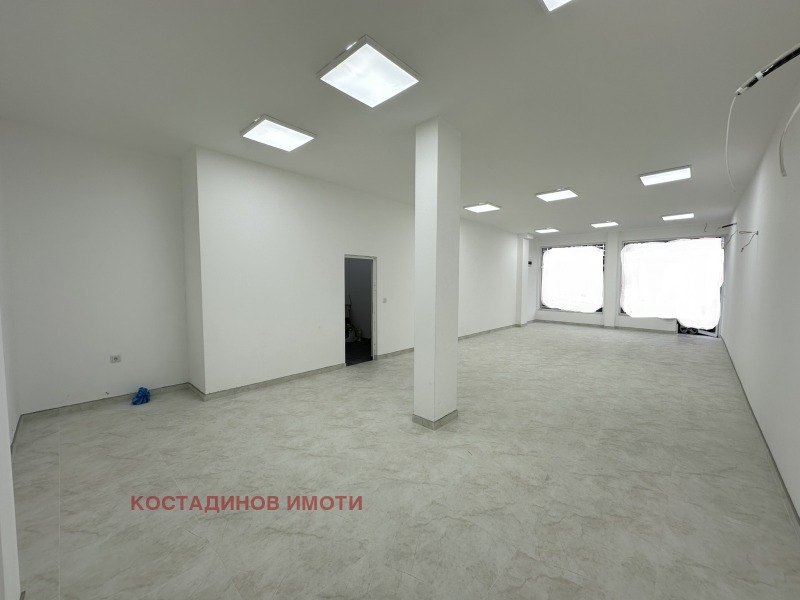Til leje  Butik Plovdiv , Yuzhen , 90 kvm | 34739657
