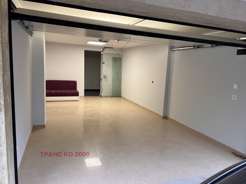 En renta  Cochera Sofia , Dianabad , 25 metros cuadrados | 88105050