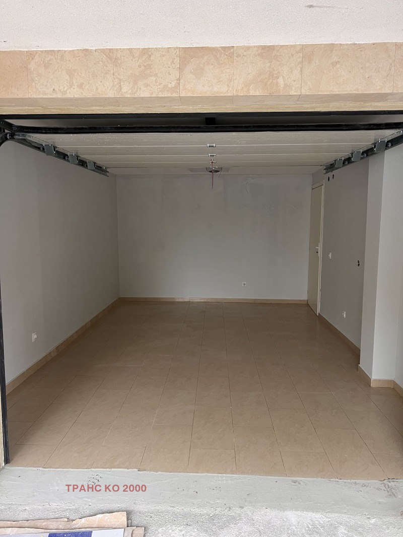 En renta  Cochera Sofia , Dianabad , 25 metros cuadrados | 88105050 - imagen [3]