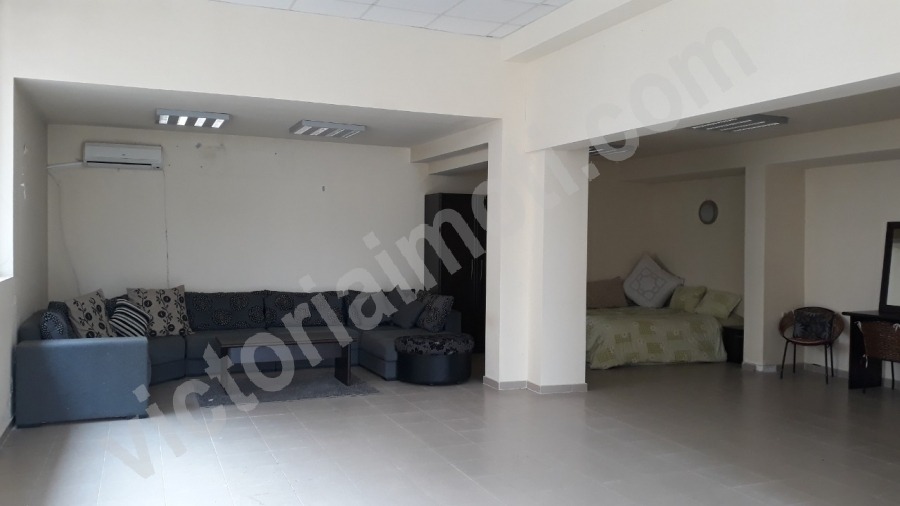 Дава под наем МАГАЗИН, гр. Велико Търново, Акация, снимка 5 - Магазини - 53980623