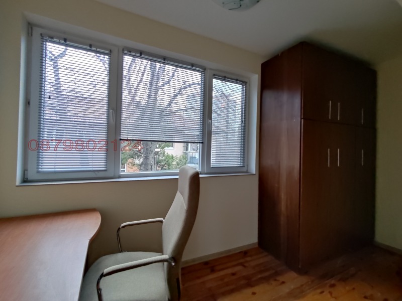 Дава под наем 3-СТАЕН, гр. Перник, Твърди ливади, снимка 2 - Апартаменти - 52919135