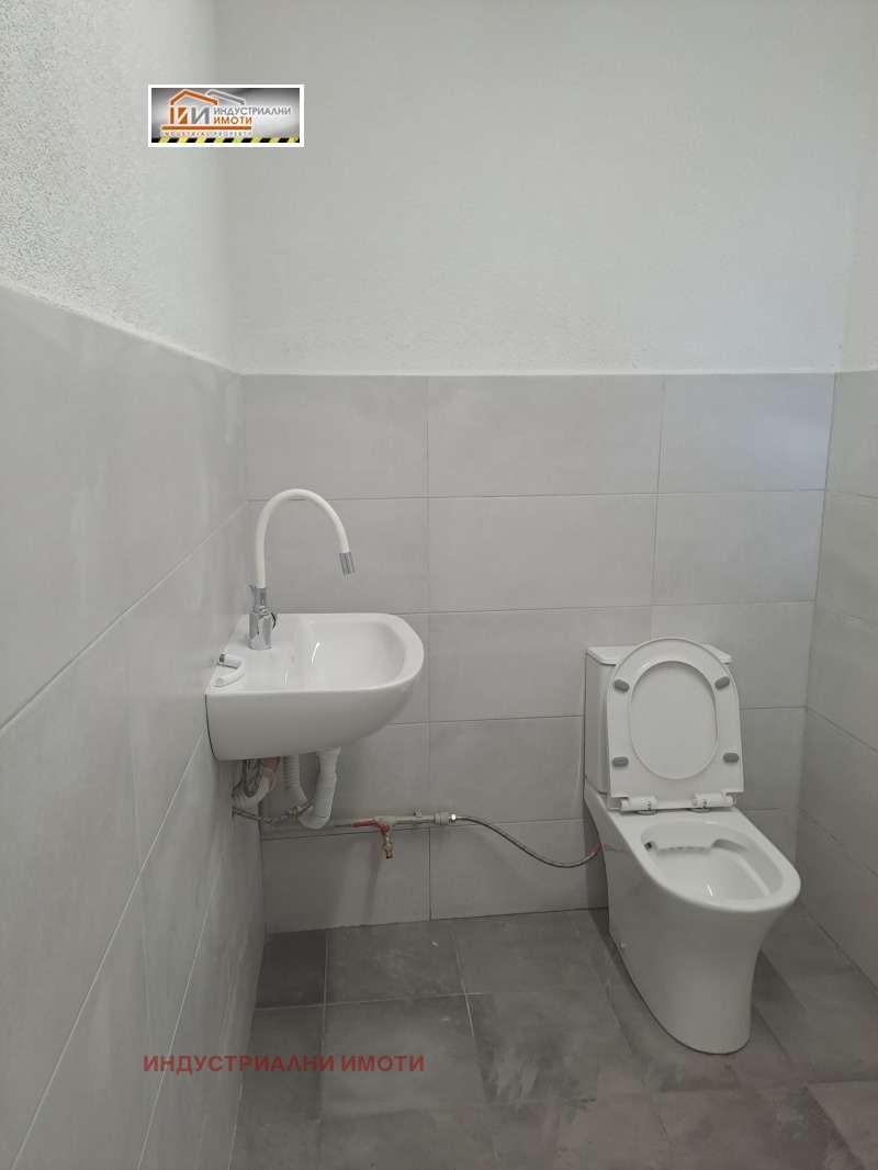 Дава под наем СКЛАД, гр. Пловдив, Индустриална зона - Тракия, снимка 5 - Складове - 53033294