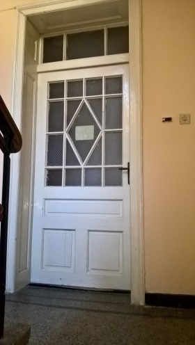 For Rent House Floor